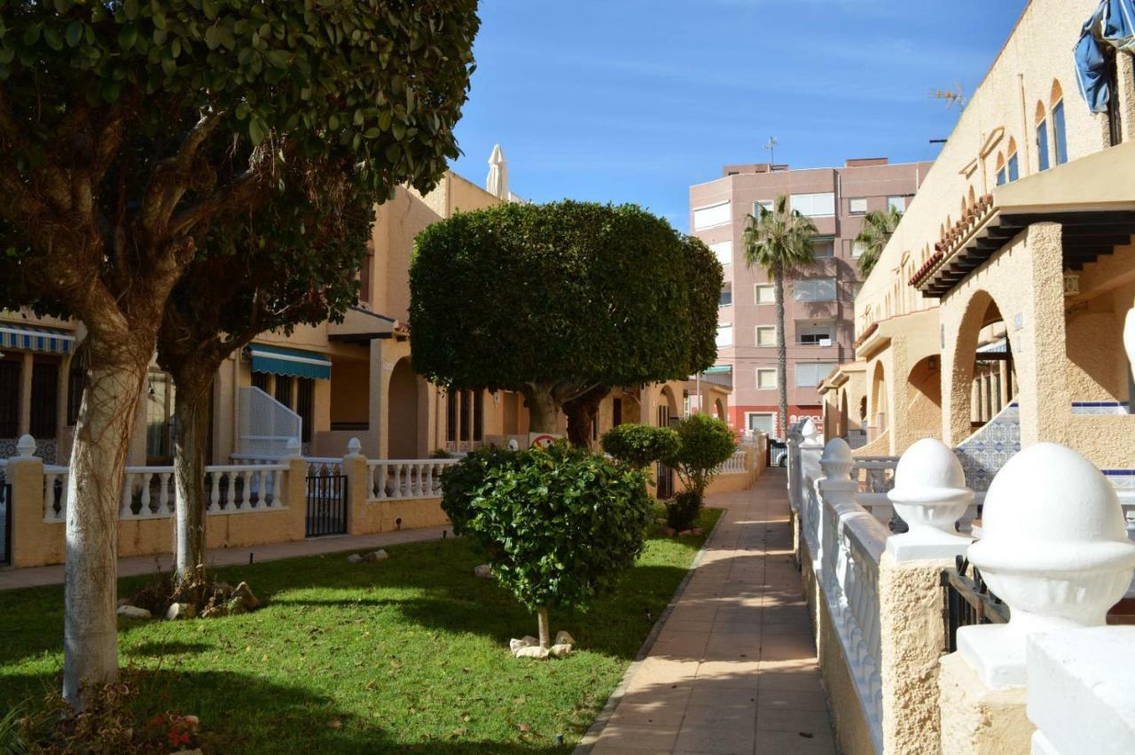 Casa Torrevieja La Mata Villa ภายนอก รูปภาพ